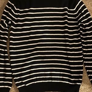 Brandy melville sweater